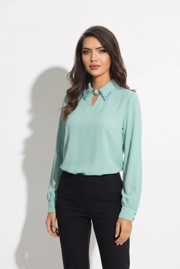 1781696599070-37irttu.png İnci Detaylı Yaka Vual Bluz - Mint Yeşili Kadın Ofis Bluzu
