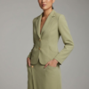 1781858096056-55wostf.png Sage Yeşil Minimalist Blazer ve Asimetrik Etek Takım
