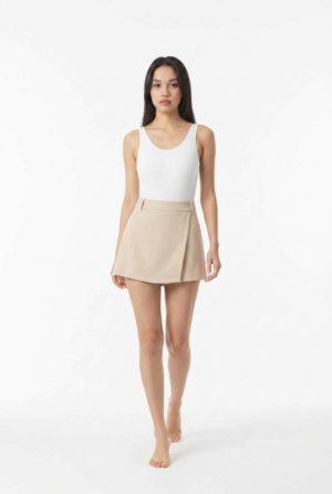 Modern Kesim Bej Kruvaze Skort